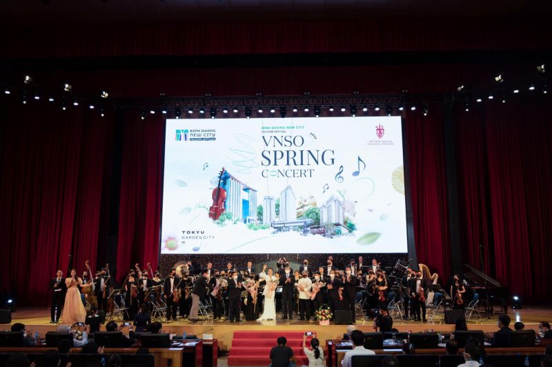 hòa nhạc mùa xuân